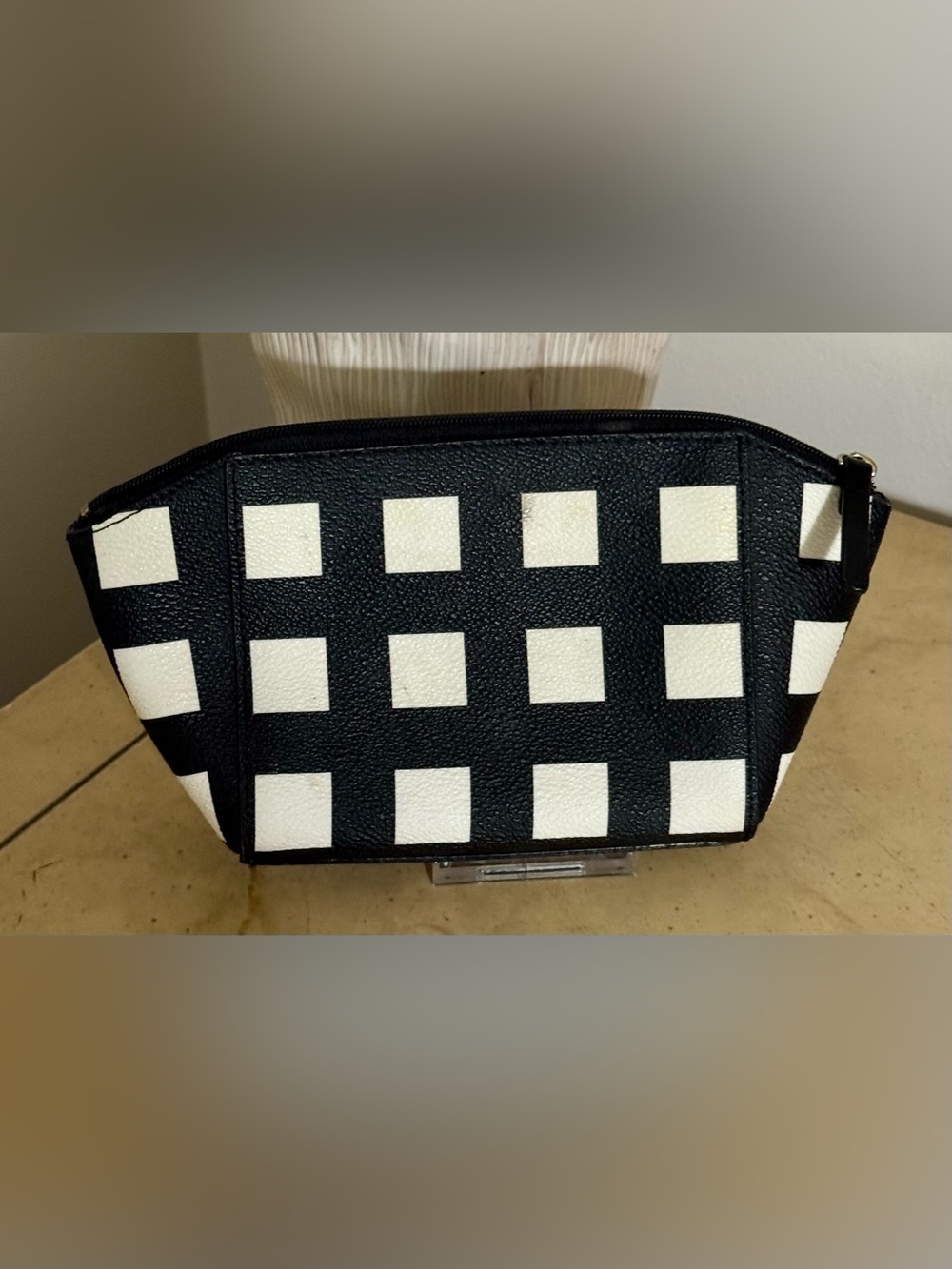 KATE SPADE COSMETIC POUCH - Picture 3 of 8